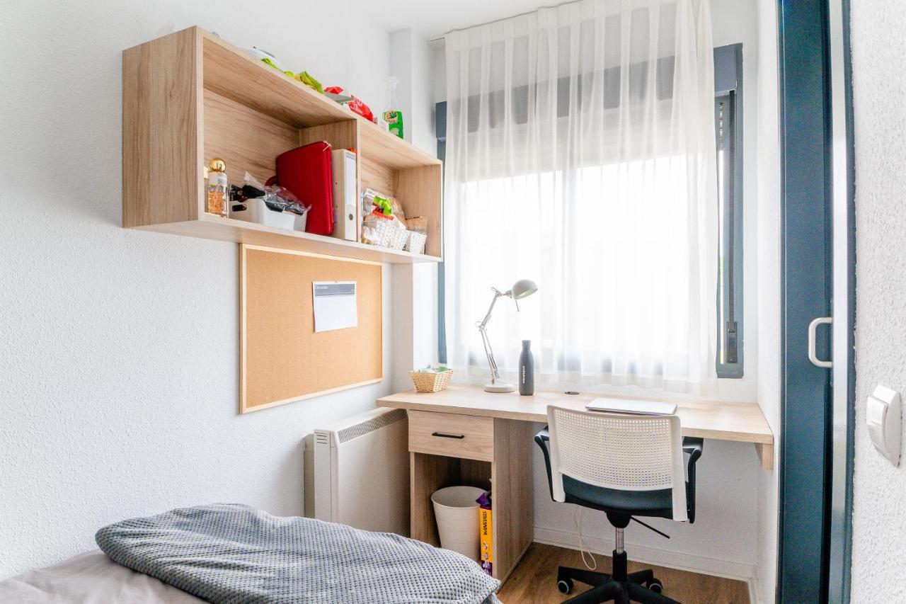 Micampus Logrono Student Residence Exterior photo